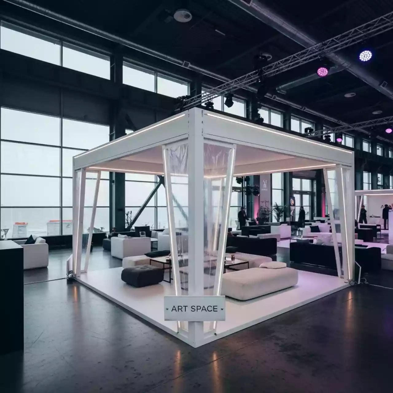 Аренда Тент садовый Green Glade 1028 3х3х2,5 м полиэтилен в зале «Чайка» (Морпорт) — ART SPACE