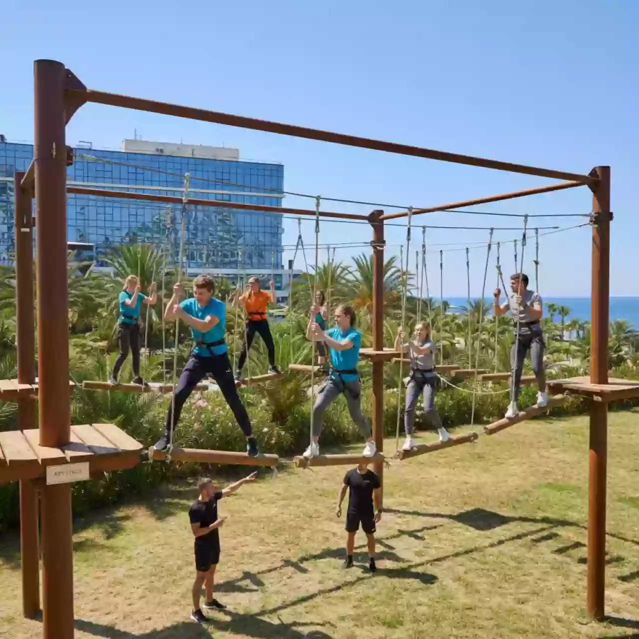 Аренда Тимбилдинг "Веревочный курс" в Grand Karat Sochi — ART SPACE