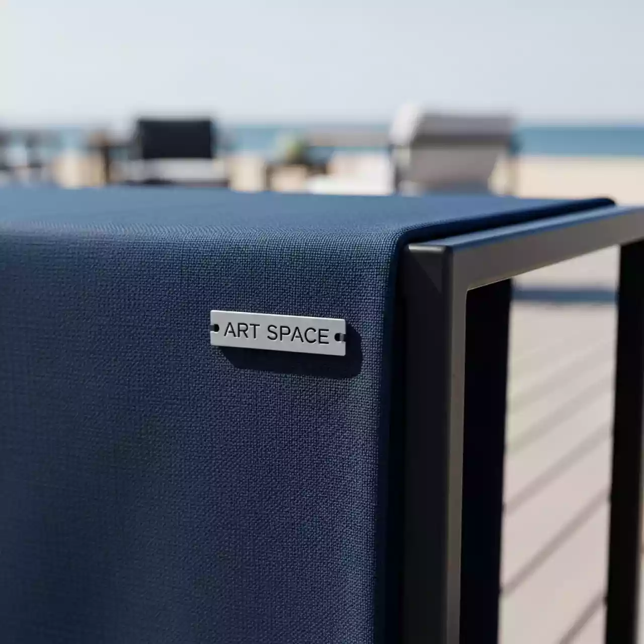 Аренда Ткань синяя 1 м на пляже «Маяк» — ART SPACE