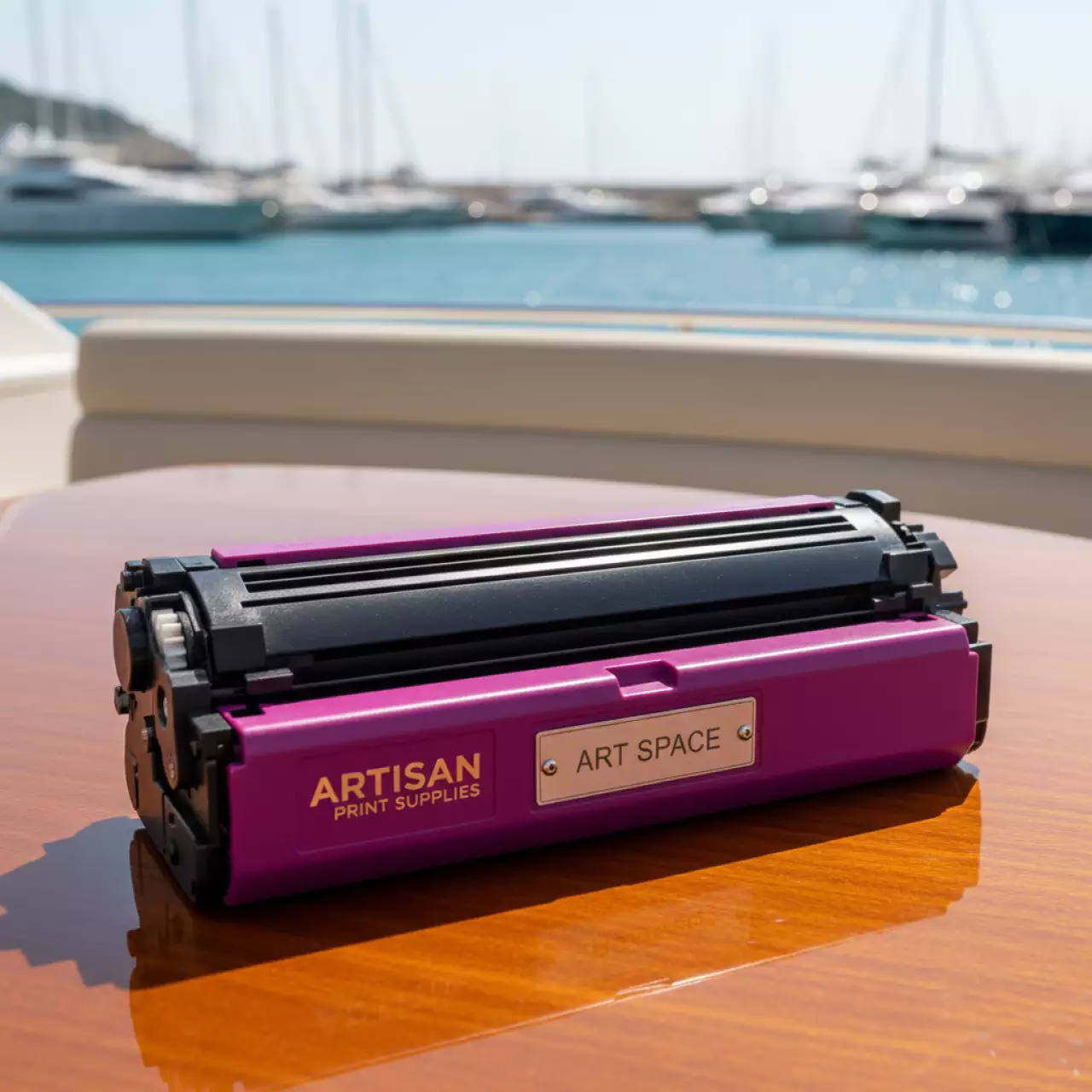 Аренда Тонер картридж OKI TONER M C532 MC573 MC563 6K на VIP-яхте (Имеретинский порт) — ART SPACE