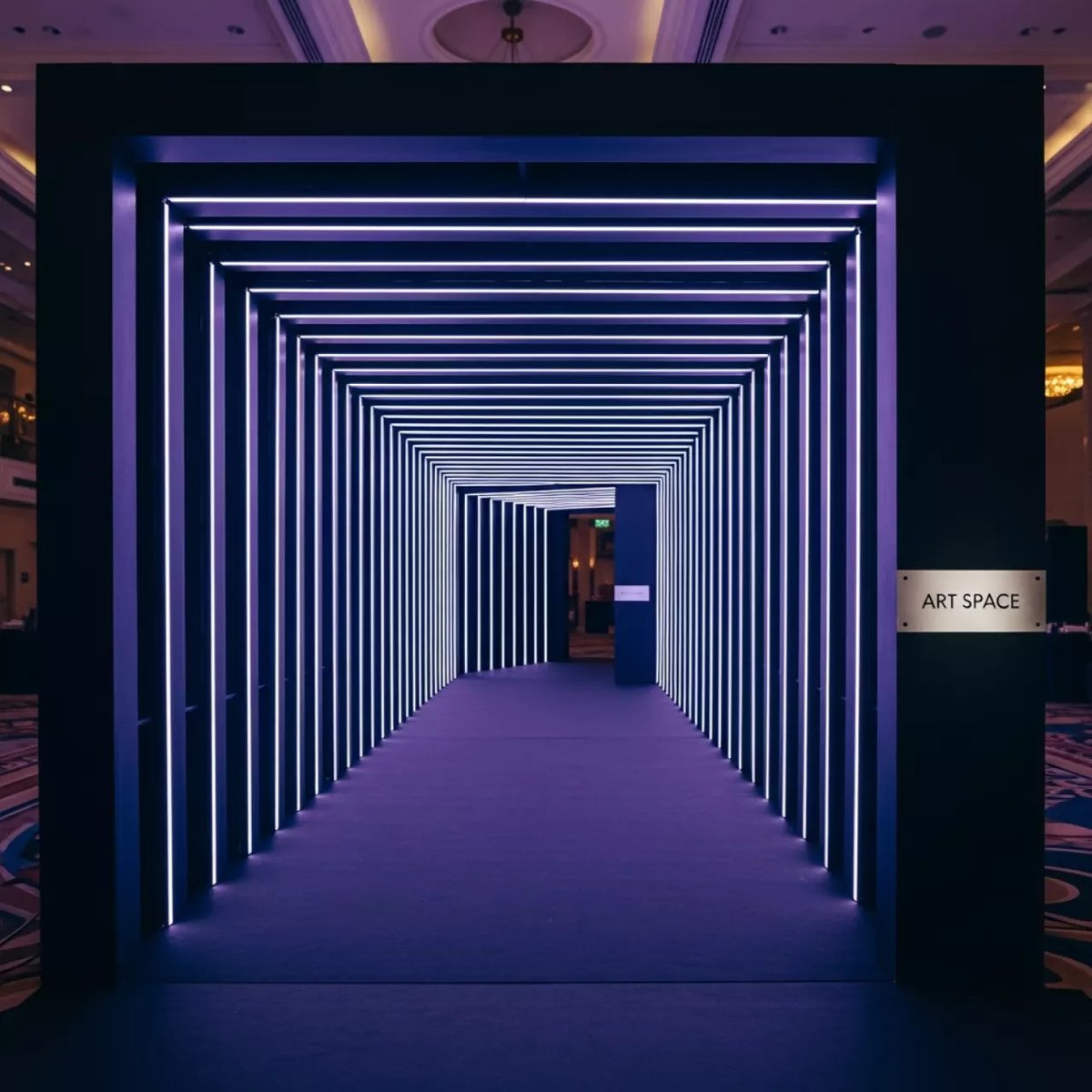 Аренда Тоннель свадебный неоновый в гранд-отеле «Жемчужина» — ART SPACE