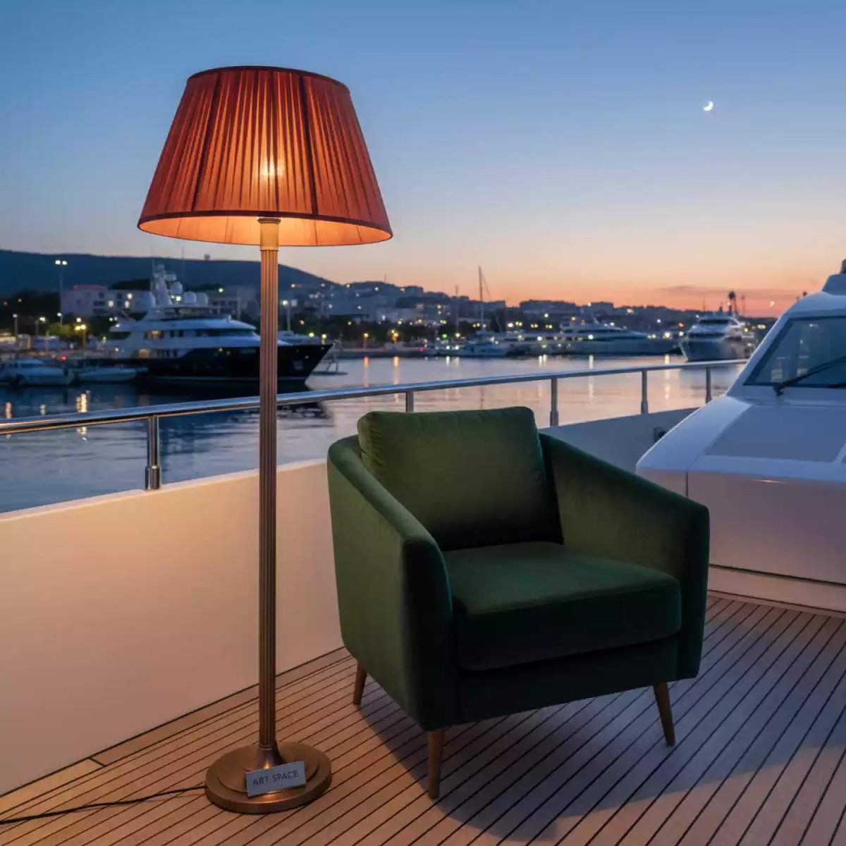 Аренда Торшер 56 на VIP-яхте (Имеретинский порт) — ART SPACE