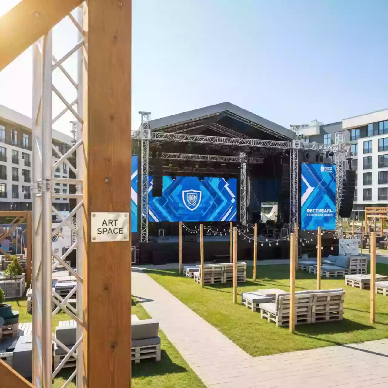 Аренда Торжественное открытие учебного года НИУ ВШЭ в Сочи Парк Отеле — ART SPACE