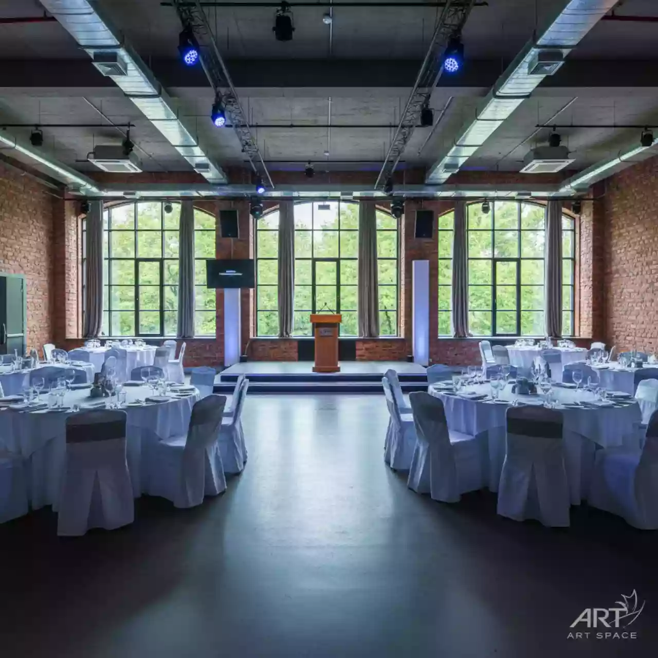 Аренда Торжественное собрание общественности в ресторане «Магеллан» — ART SPACE