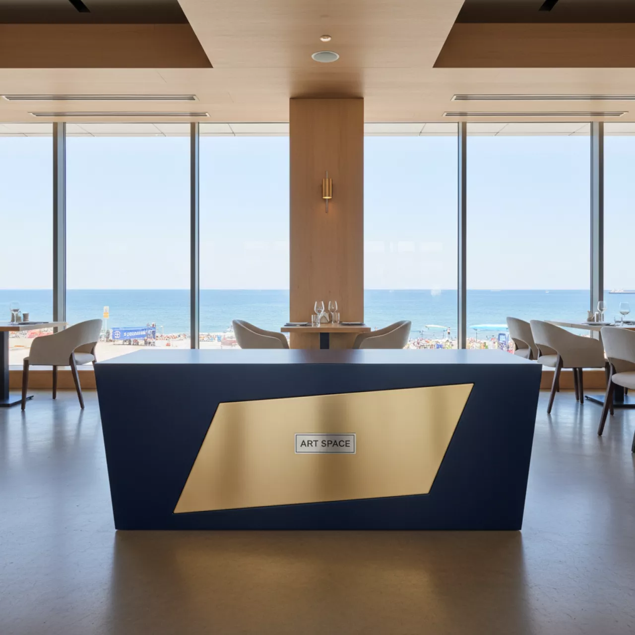 Аренда Тумба под телевизор нестандартная в ресторане «Sanremo» — ART SPACE