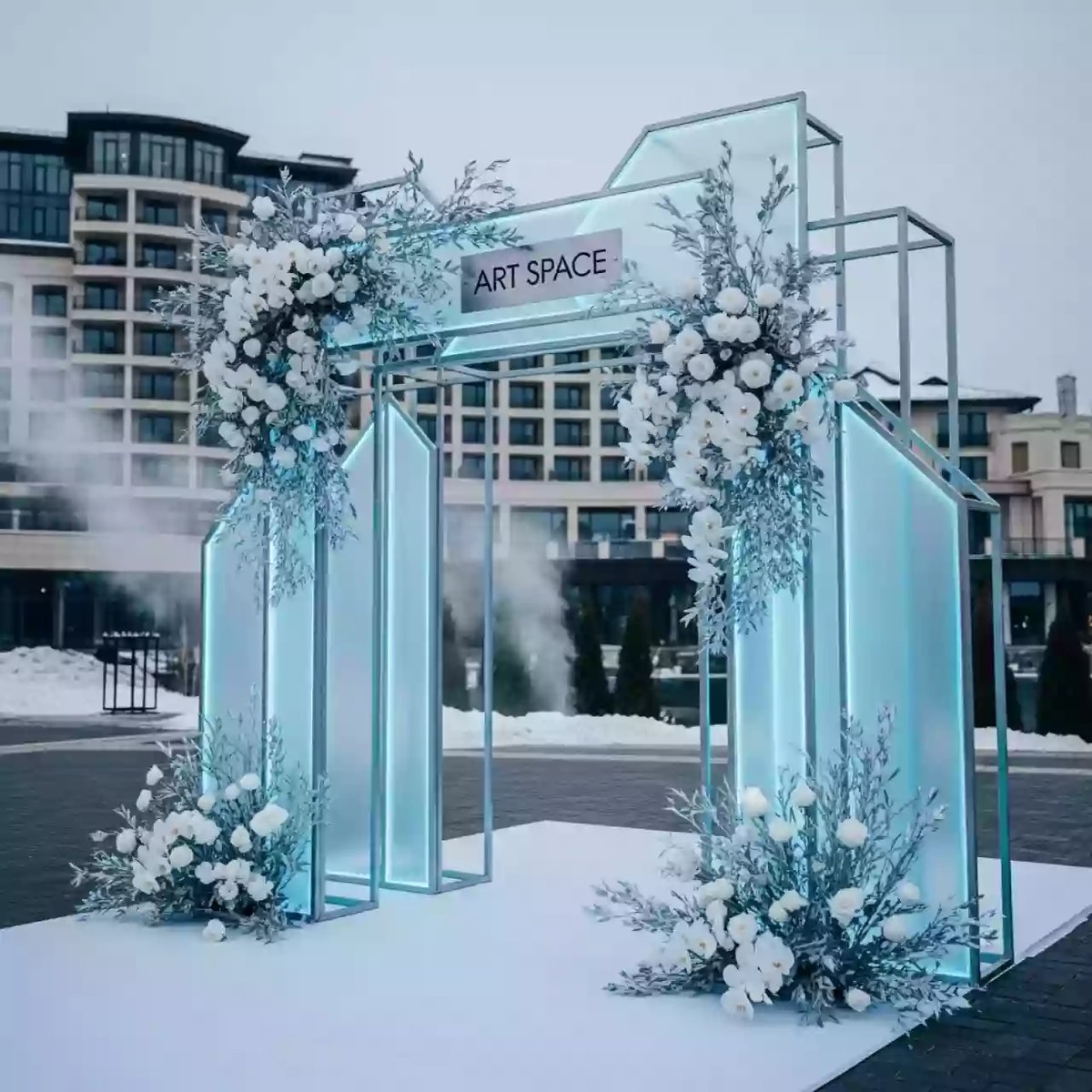 Аренда Украшение арки на свадьбу в Сочи Парк Отеле — ART SPACE