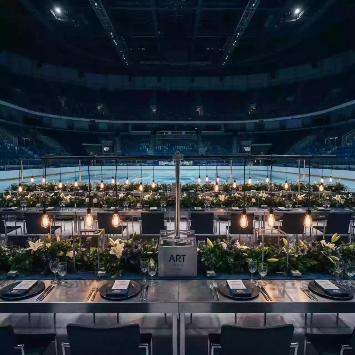 Аренда Украшение стола на свадьбу в Ледовом дворце «Айсберг» — ART SPACE