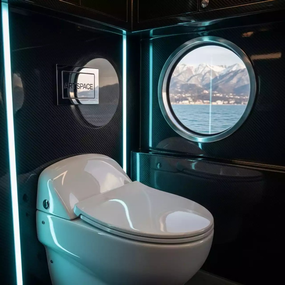 Аренда Унитазы Gesso на VIP-яхте (Имеретинский порт) — ART SPACE