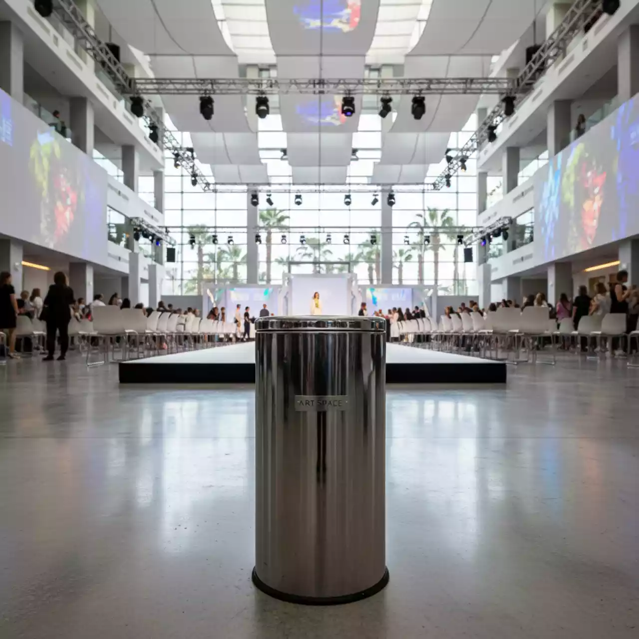 Аренда Урна Office серебристая в Bridge Resort — ART SPACE