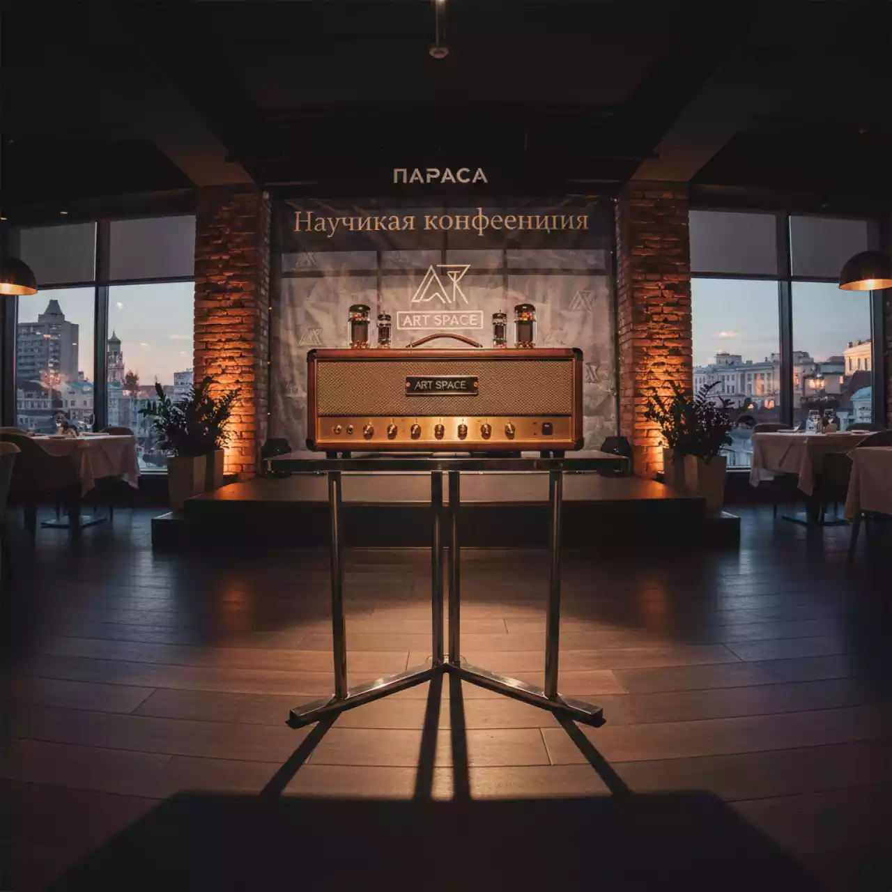 Аренда Усилитель Marshall JCM 2000 TSL 100 в ресторане «Паруса» — ART SPACE