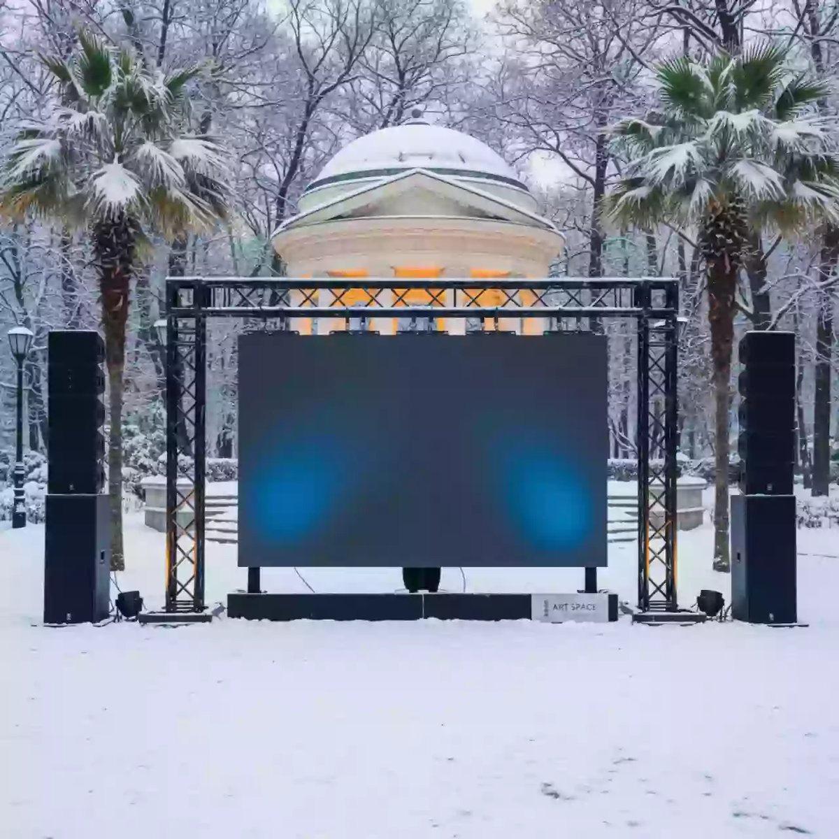 Аренда Установка светодиодного экрана 3х2,5 метра и звука в парке «Ривьера» — ART SPACE