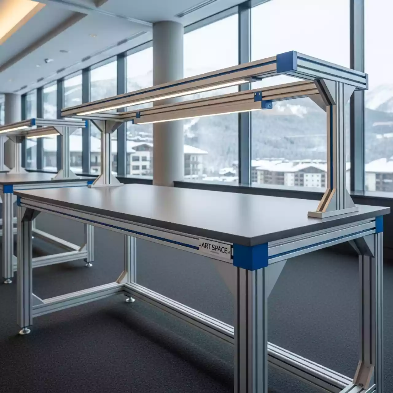 Аренда Верстаки модульные в Panorama by Mercure — ART SPACE