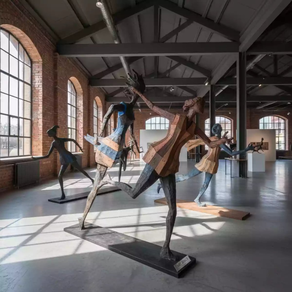 Аренда Веселые беглецы в Stella di Mosca — ART SPACE