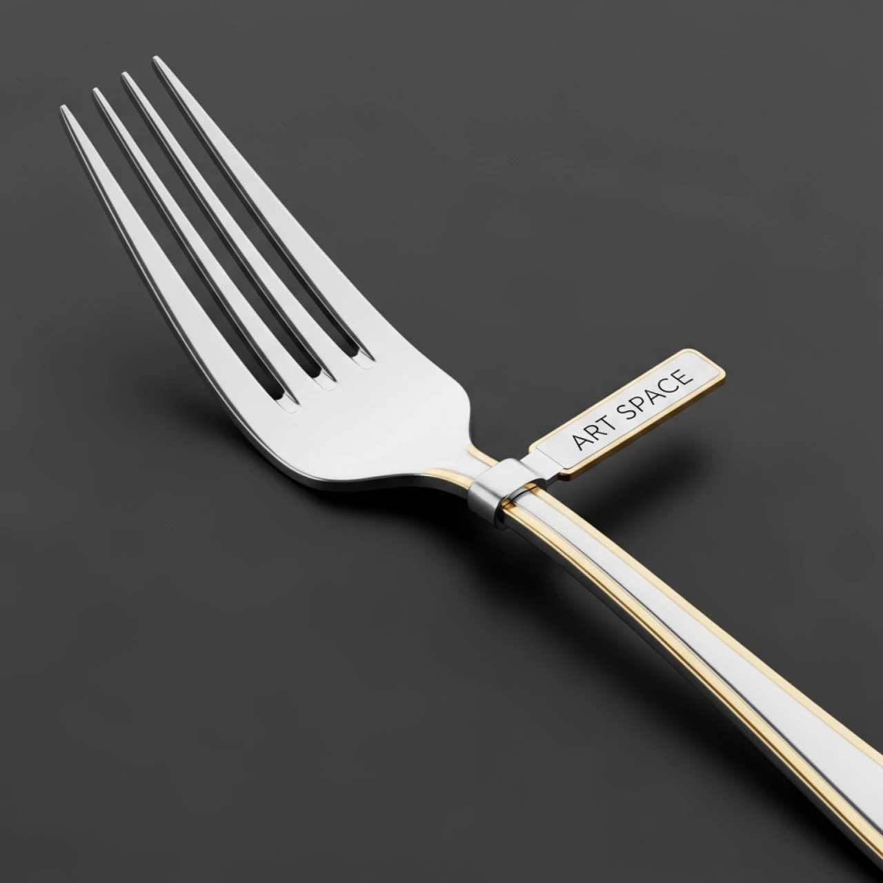 Аренда Вилка столовая Ансер серебро gold кант в Swissôtel Resort Sochi Kamelia — ART SPACE