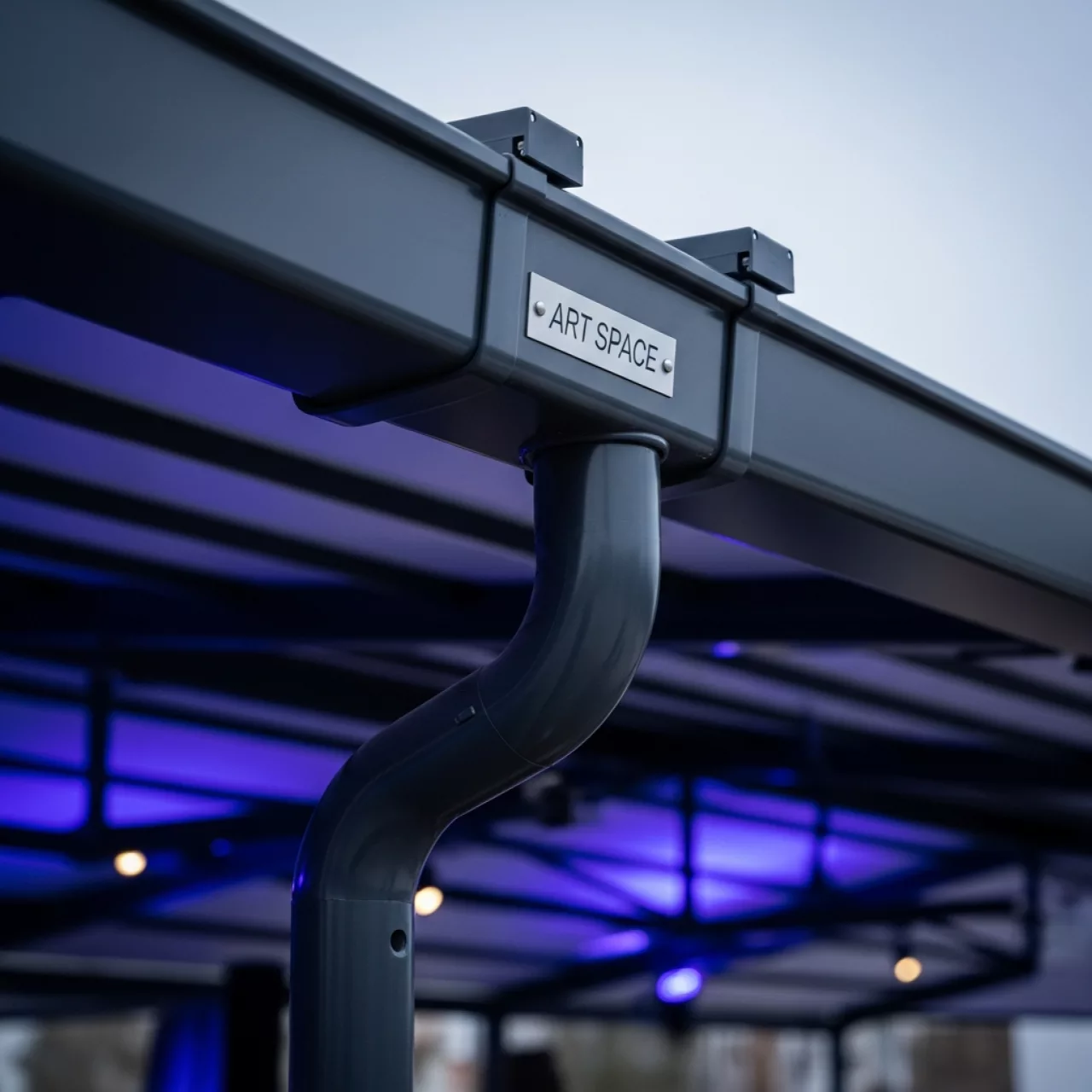 Аренда Водосток Poker Double для зонта 3,5 м в ресторане «D.O.M» — ART SPACE