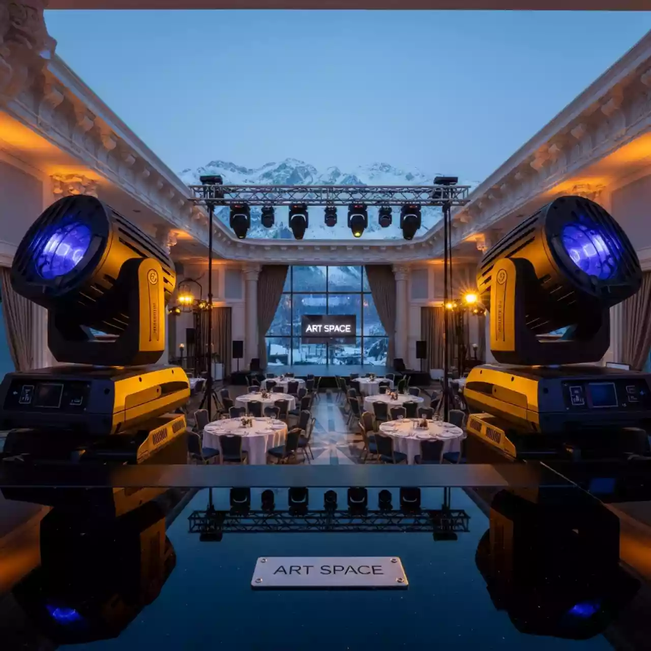 Аренда Вращающаяся голова Clay Paky HY B Eye K 15 Wash в Поляна 1389 Отель и Спа — ART SPACE