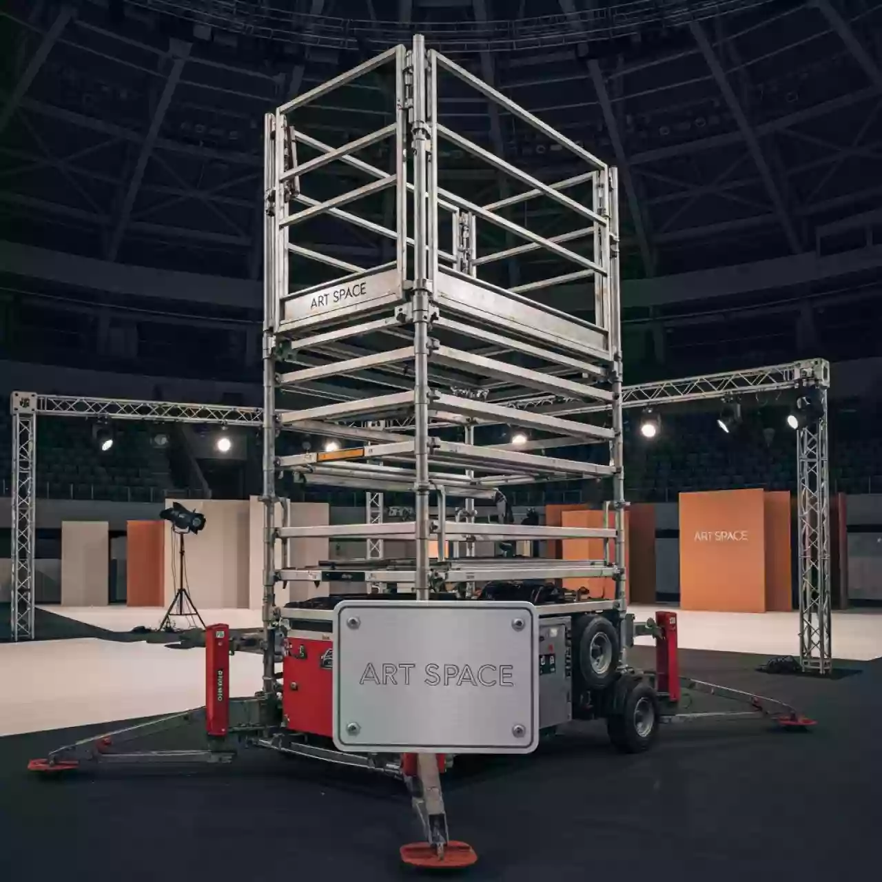 Аренда Вышки туры передвижные ВСР 7 площадка 2х2 м в ледовом дворце «Большой» — ART SPACE