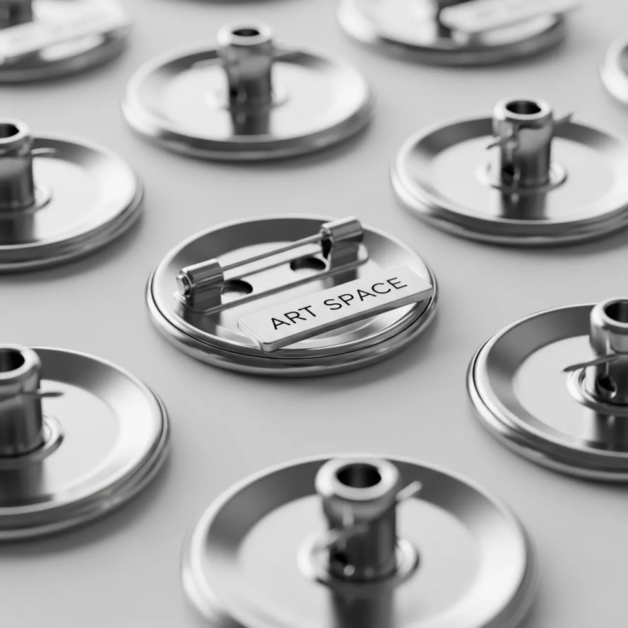 Аренда Заготовки для значков d50 мм металл булавка в Radisson Collection Paradise — ART SPACE