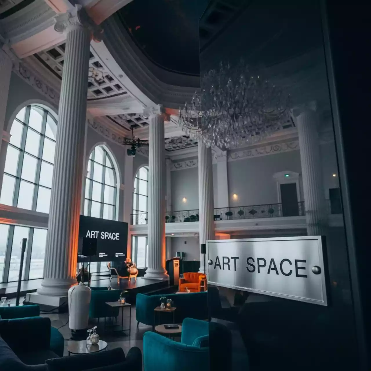 Аренда Зал Олимп холл колонный на Сочи Автодроме — ART SPACE