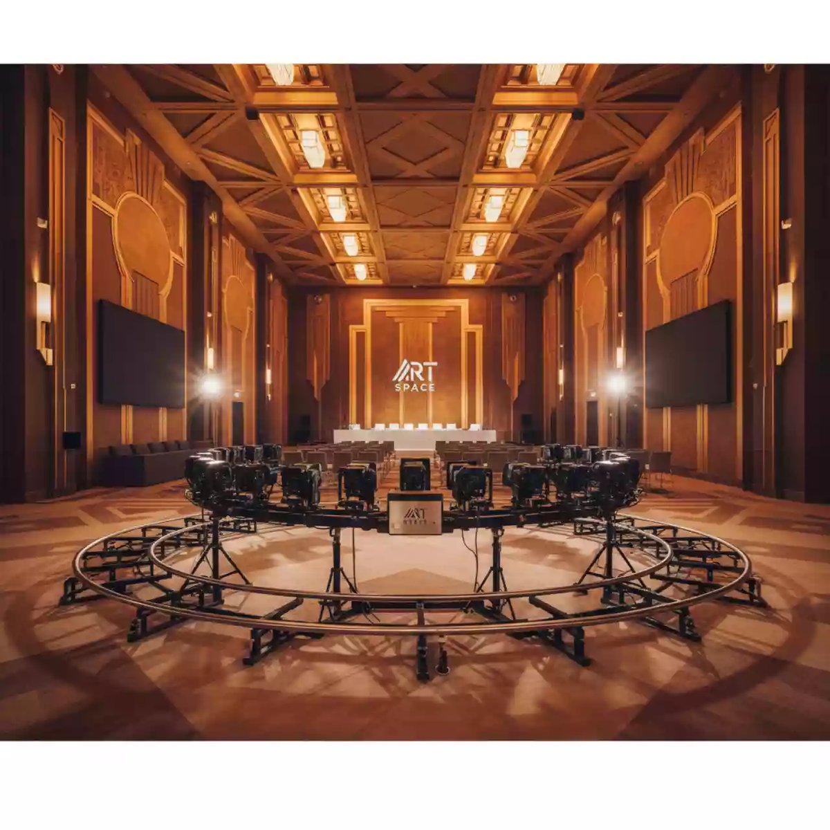 Аренда Замедление 210° охват в Pullman Sochi Centre — ART SPACE