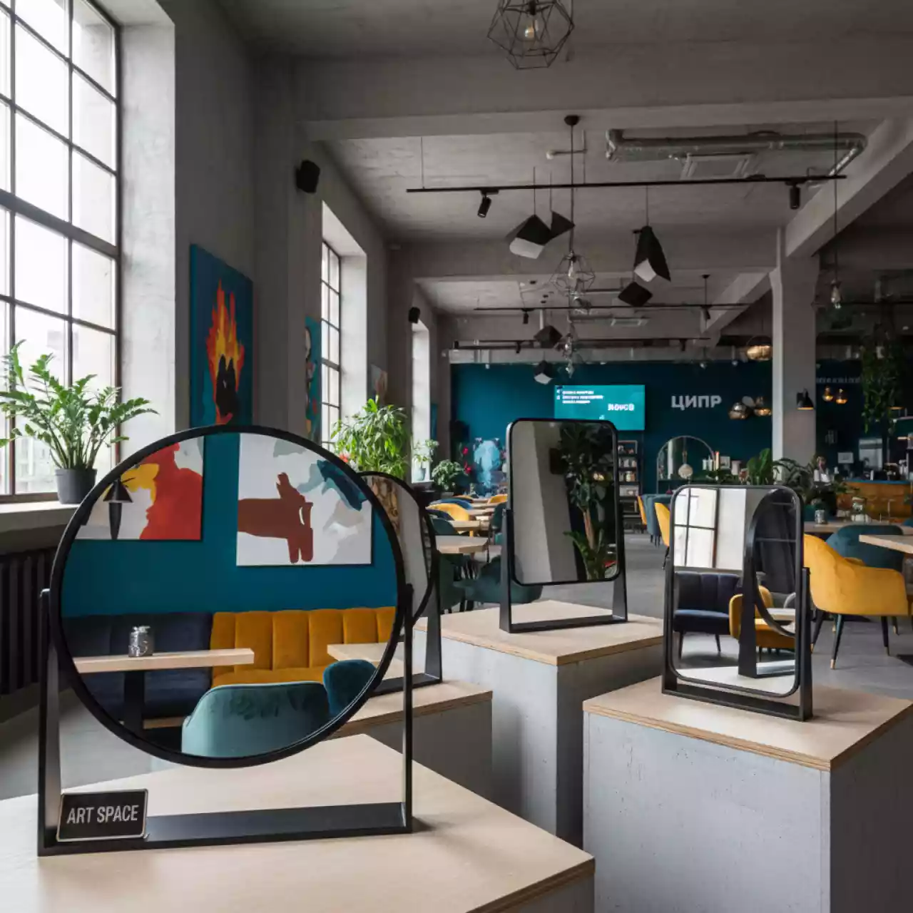 Аренда Зеркала косметические в ресторане «Магеллан» — ART SPACE