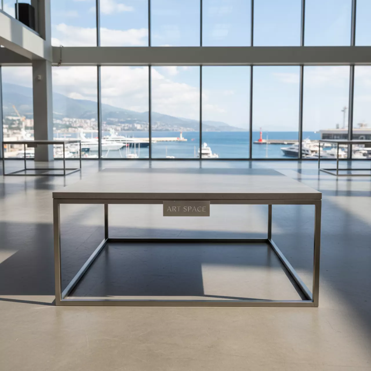 Аренда Журнальный столик Адриана 80х80 см серая керамика на территории Морпорта Сочи — ART SPACE