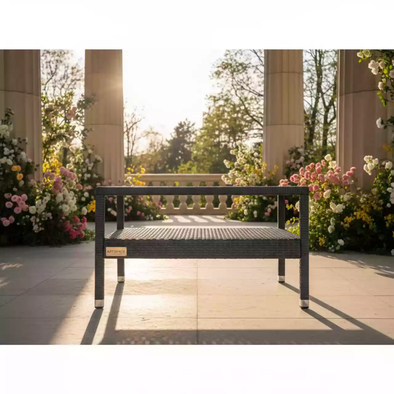 Аренда Журнальный столик Кон Панна из искусственного ротанга графит в санатории «Металлург» — ART SPACE