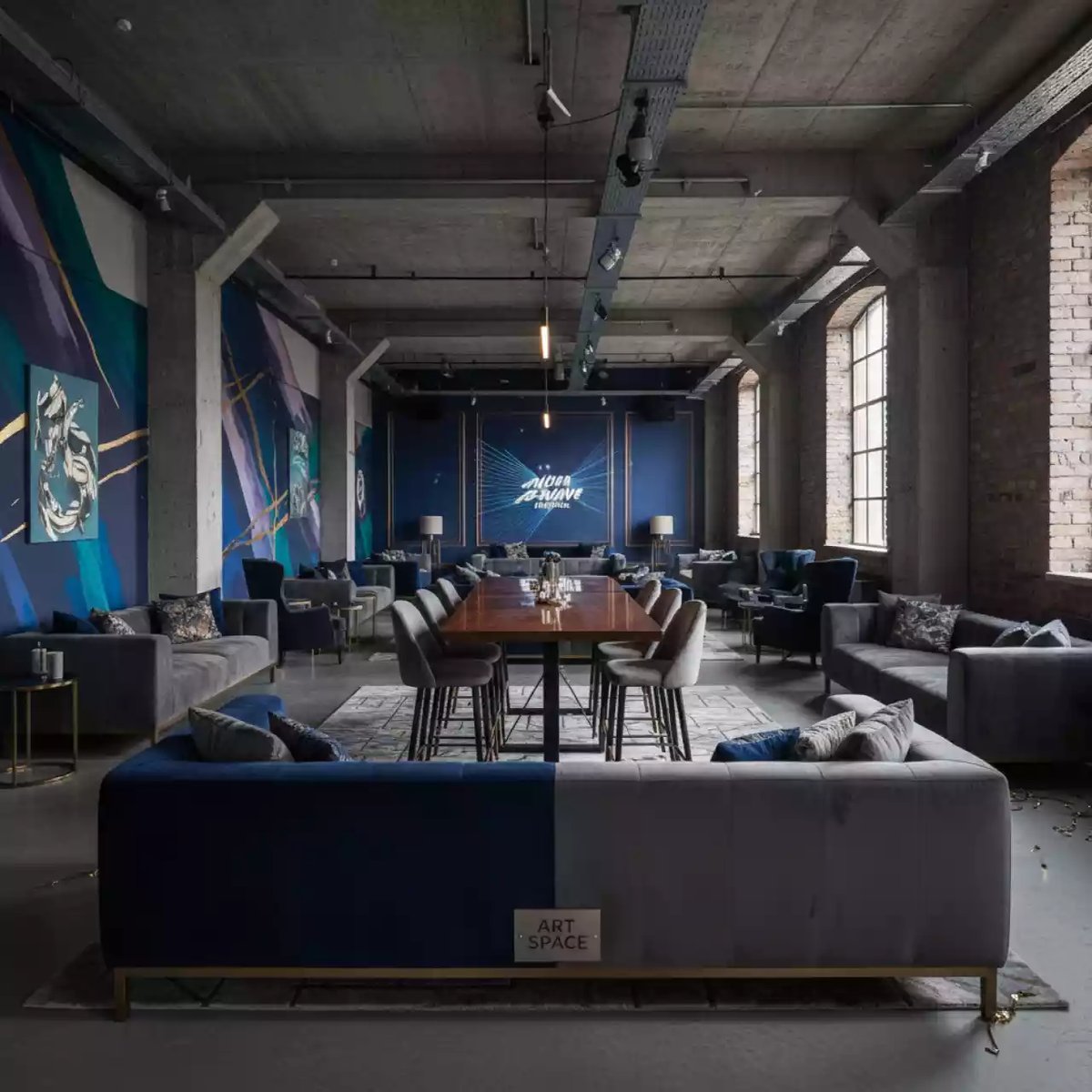 Аренда Зона лаунж Booka с обеденным столом в лофте «Студия 21» — ART SPACE