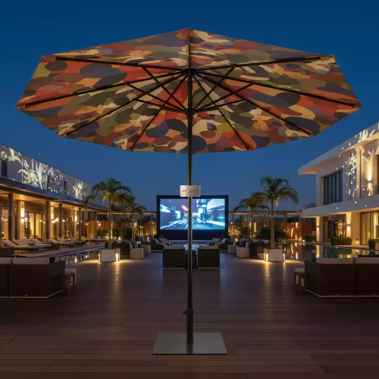 Аренда Зонт дизайнерский с принтом Geisha диаметр 2,5 м в Mövenpick Hotel — ART SPACE