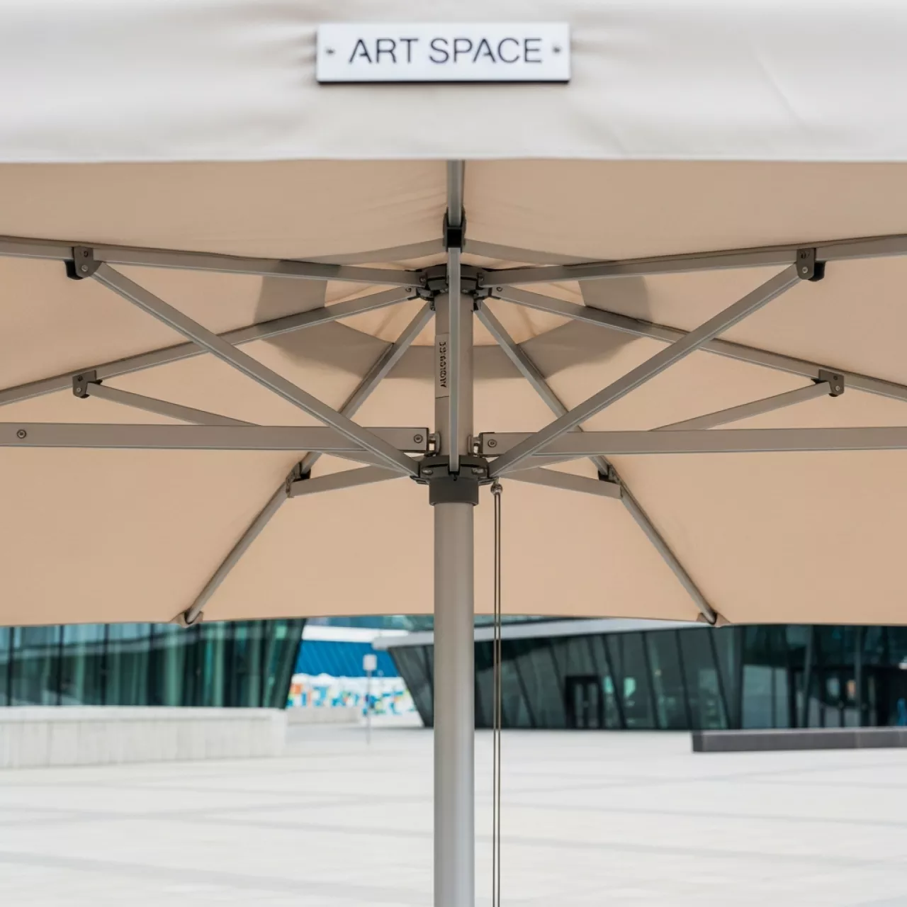 Аренда Зонт двухкупольный Фабриано 3х3 м алюминиевая опора бежевый тент в Ледовом дворце «Айсберг» — ART SPACE