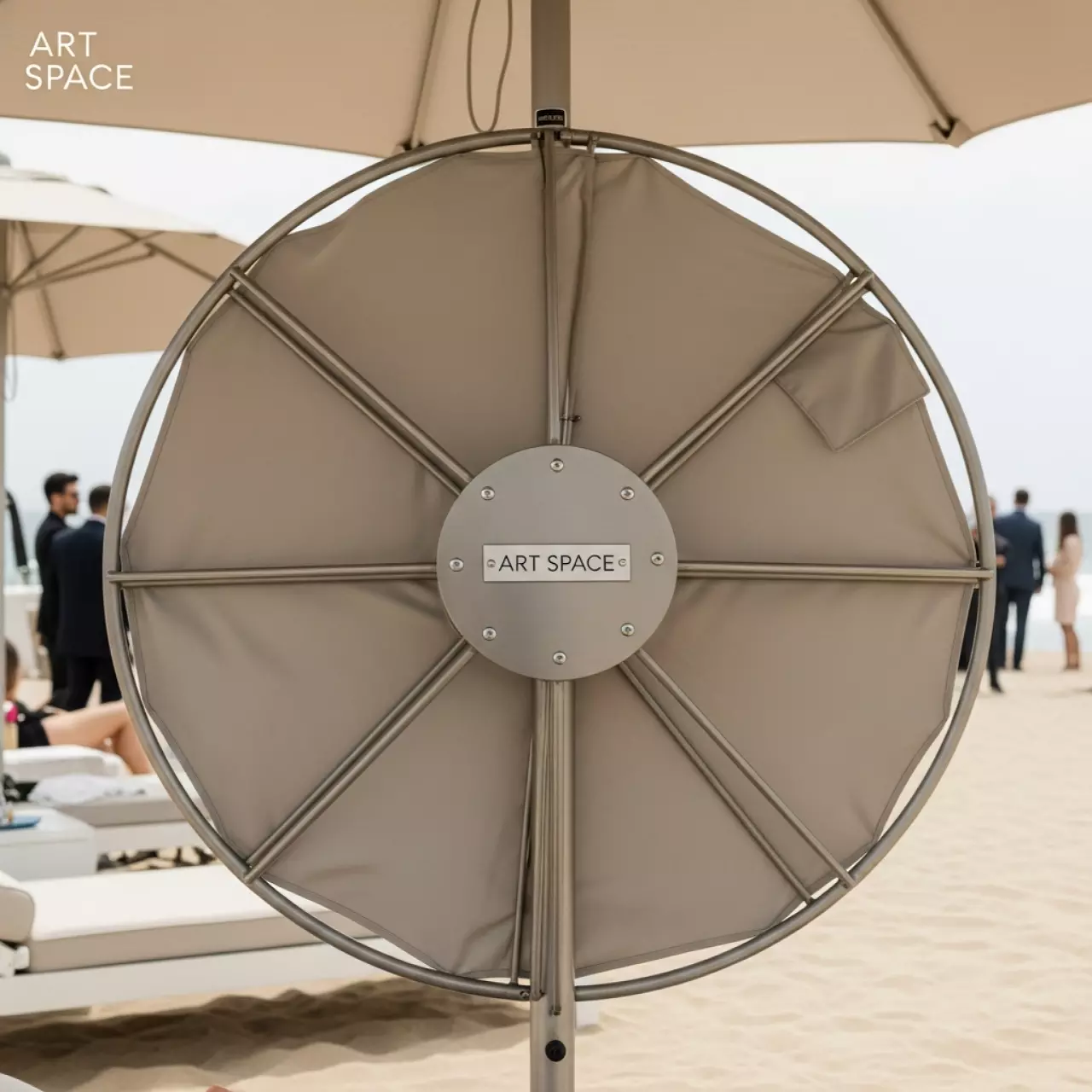 Аренда Зонт пляжный профессиональный Kenia Ø1,8 м в пляжном клубе Del Mar — ART SPACE