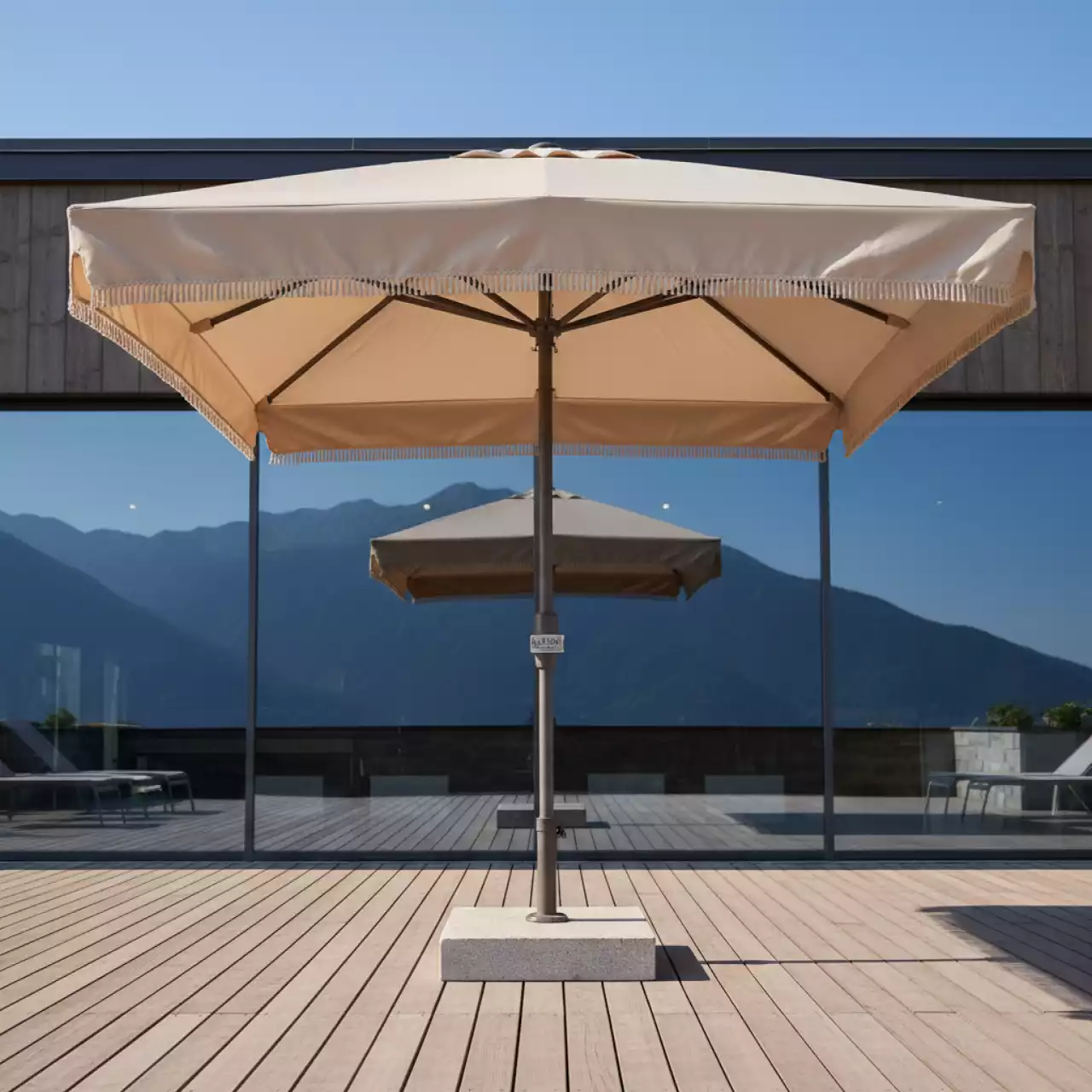 Аренда Зонт профессиональный MAESTRO 300 квадратный с базой бежевый с воланом в Гранд Отель Поляна — ART SPACE