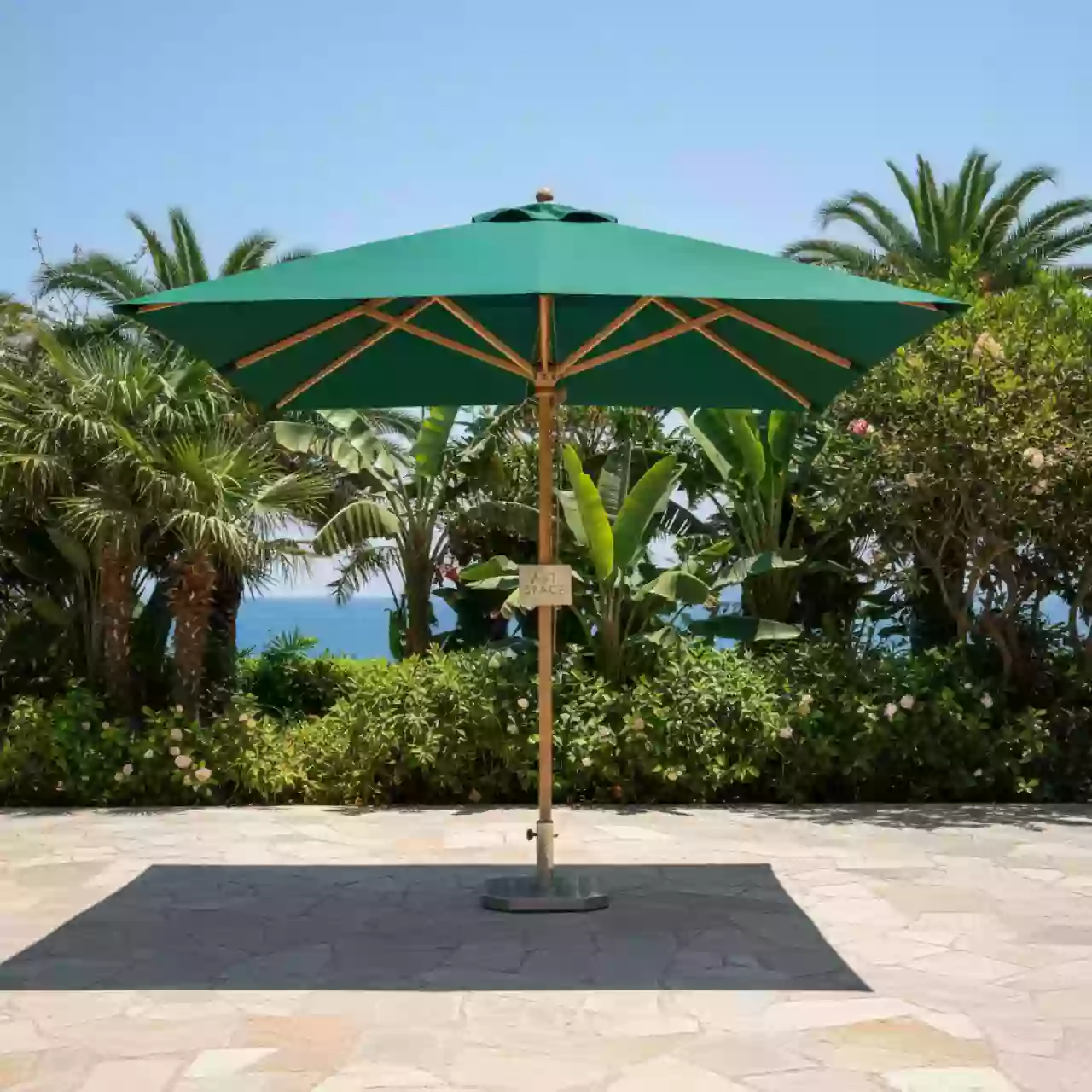 Аренда Зонт садовый А002 зелёный в санатории «Заполярье» — ART SPACE