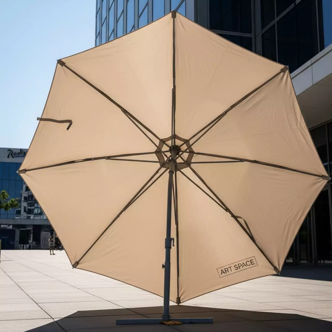 Аренда Зонт уличный бежевый 3х3 м в Radisson Blu Resort & Congress Centre — ART SPACE