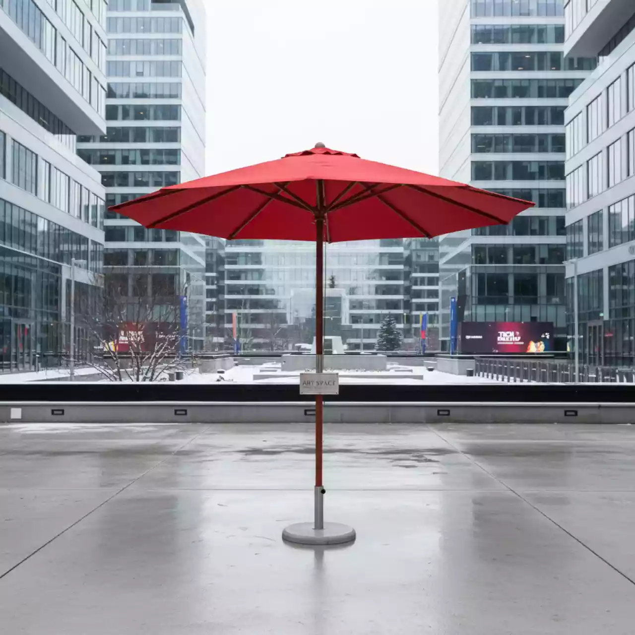 Аренда Зонт уличный красный диаметр 250 см в МФК «Горный» — ART SPACE