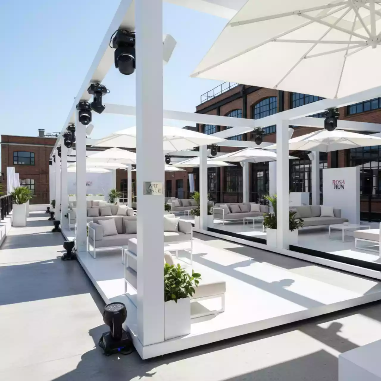 Аренда Зонты и павильоны в лофте «Студия 21» — ART SPACE