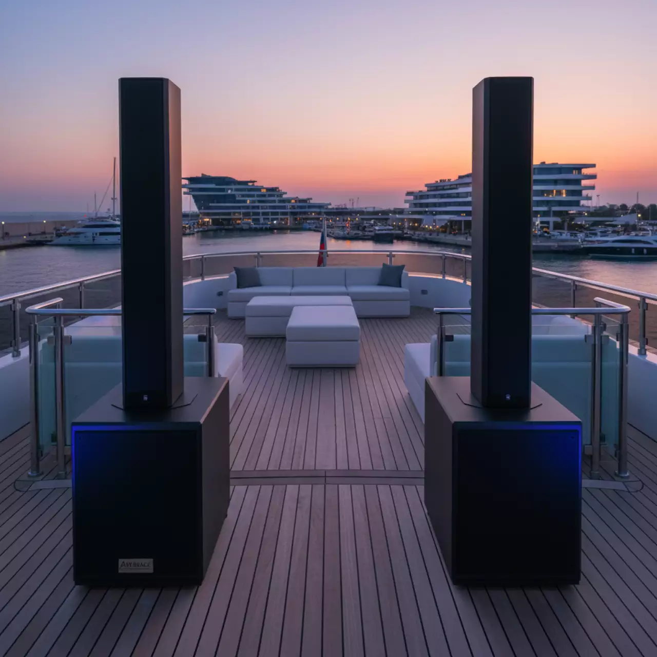 Аренда Звук Electro Voice 1,5 кВт на VIP-яхте (Имеретинский порт) — ART SPACE