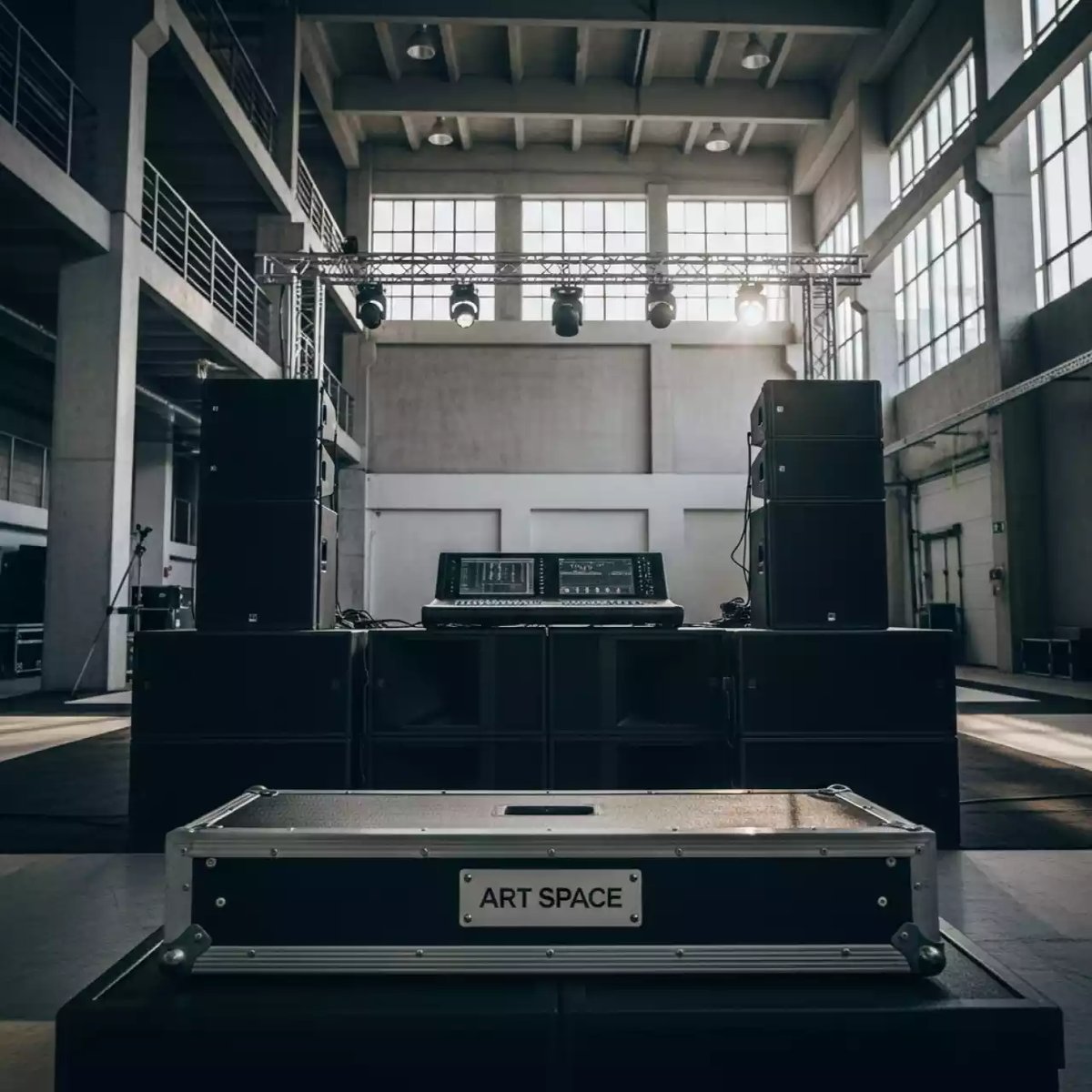 Аренда Звук комплект № 7 в Керлинговом центре «Ледяной куб» — ART SPACE