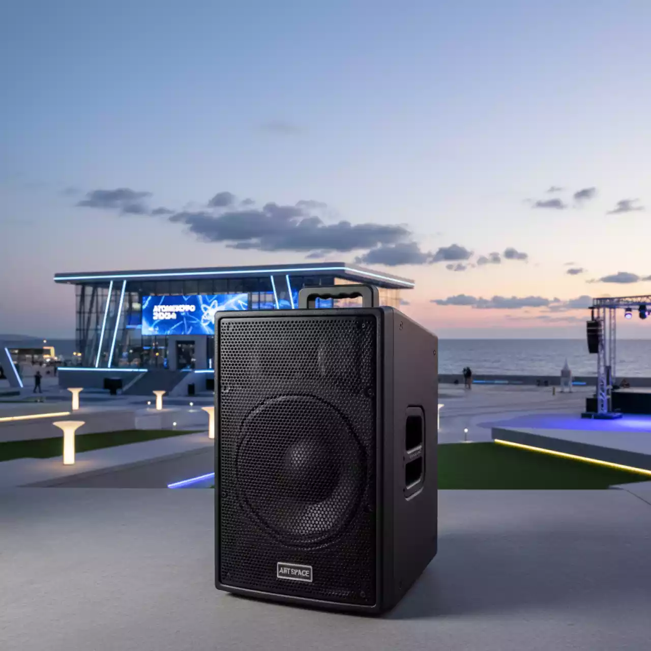 Аренда Звуковой монитор QSC CP 12 на территории Морпорта Сочи — ART SPACE