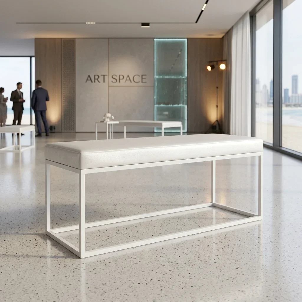 Аренда белой банкетки Сочи в зале Чайка — ART SPACE